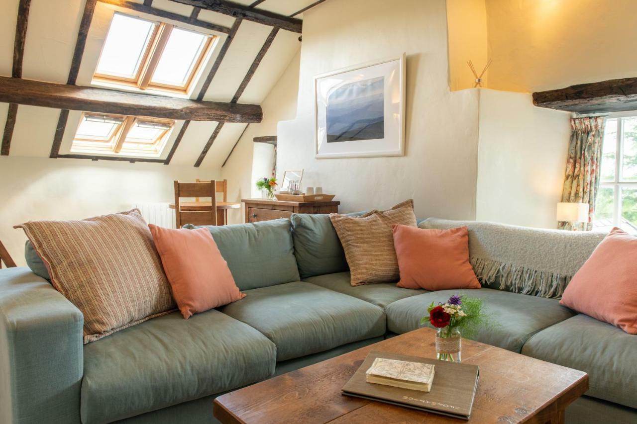 فندق بيشوب كاسلفي  The Coach House المظهر الخارجي الصورة